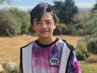 Sexto grado presenta los buzos de la promoci&oacute;n 2020