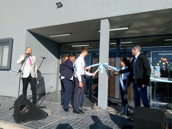Se inaugur&oacute; el nuevo edificio del primario