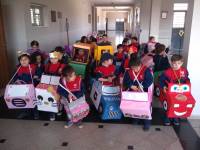 Tr&aacute;nsito en el jard&iacute;n