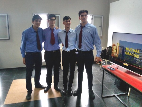 Finalistas en la Olimpiada de Construcciones